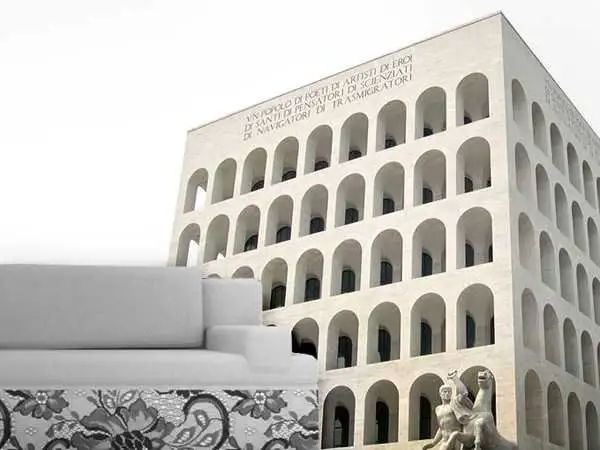 E42 - Figuren - Gebäude - Anthrazit - Grau - Weiß - Carlos