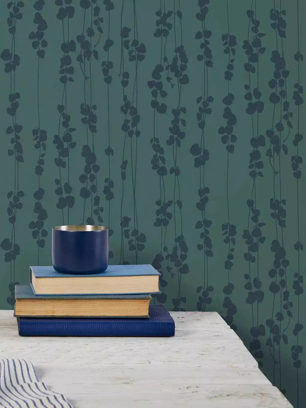 String of Hearts, viridian green - Blätter - Ranken - Blau - Grün - Bold & Noble